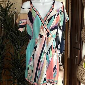 NWT Trina Turk Geo-Print Beach Cover-Up Dress S Resort & Cruise Vibes Swim & Spa